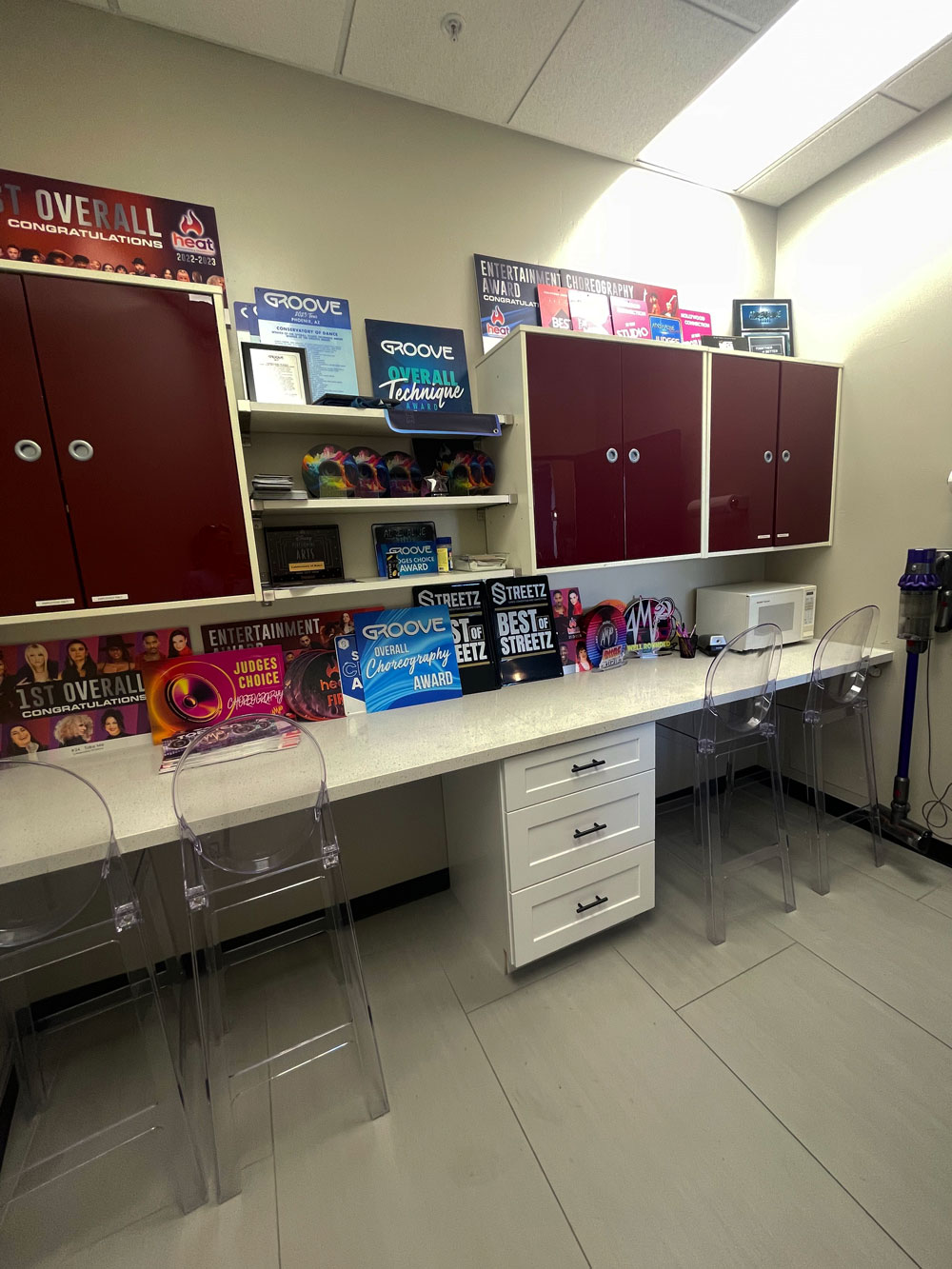 HOMEWORK ROOM slide image 1